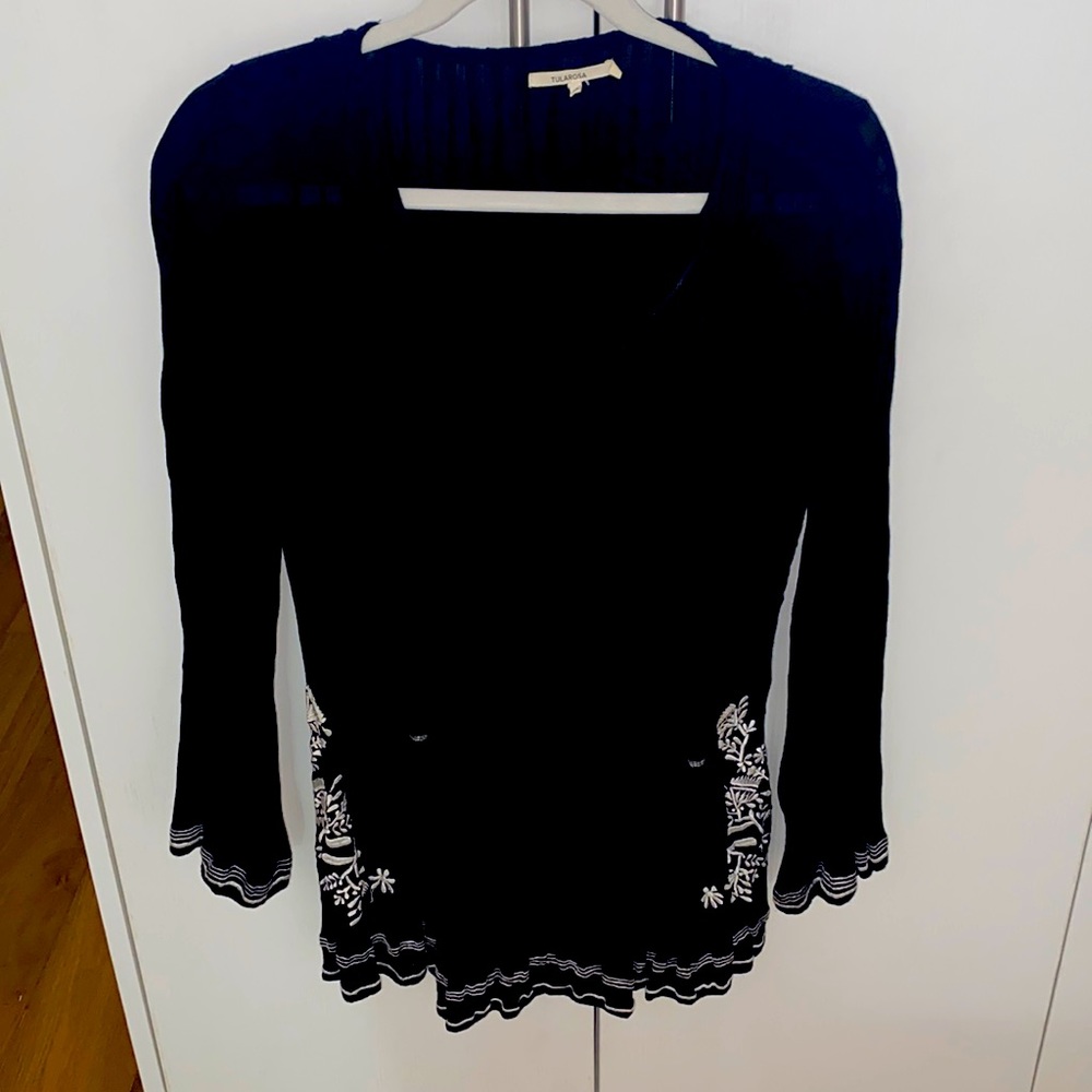 Tularosa embroidered black white dress XS